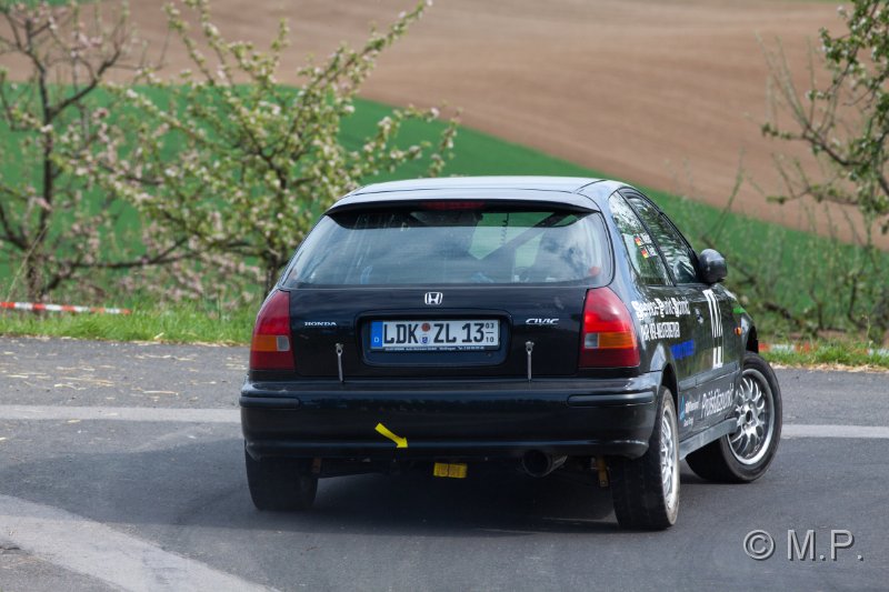 Rallye Fraenkisches_Weinland_06.05.2017_WP4_077.jpg